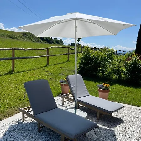 Ferienhaeuschen In * Mariahof